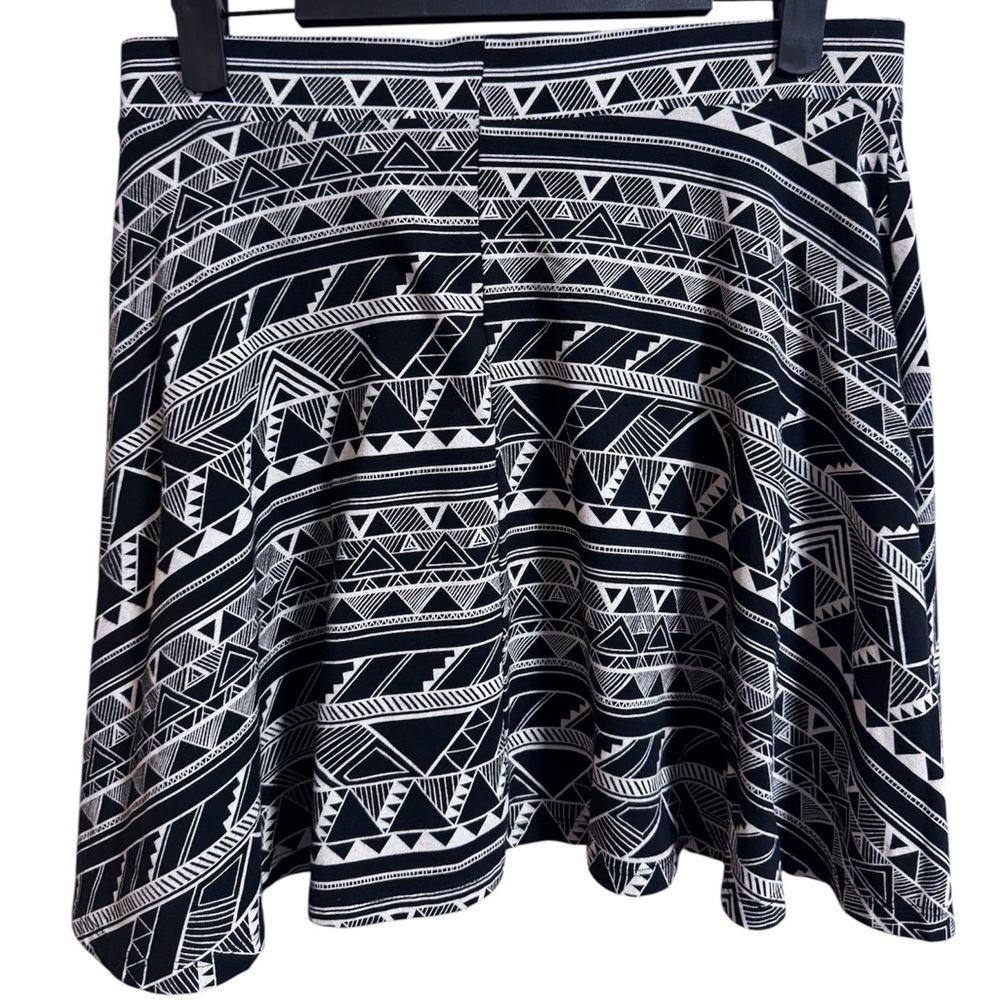 PINK - Boho Tribal Print Skater Skirt – Black & White Geometric Pattern - M - Picture 2 of 3